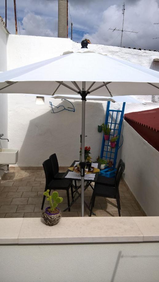 Antiche Mura Apartments "Nel Cuore Della Puglia"Bivani, Cucina, Terrazzo Turi Buitenkant foto