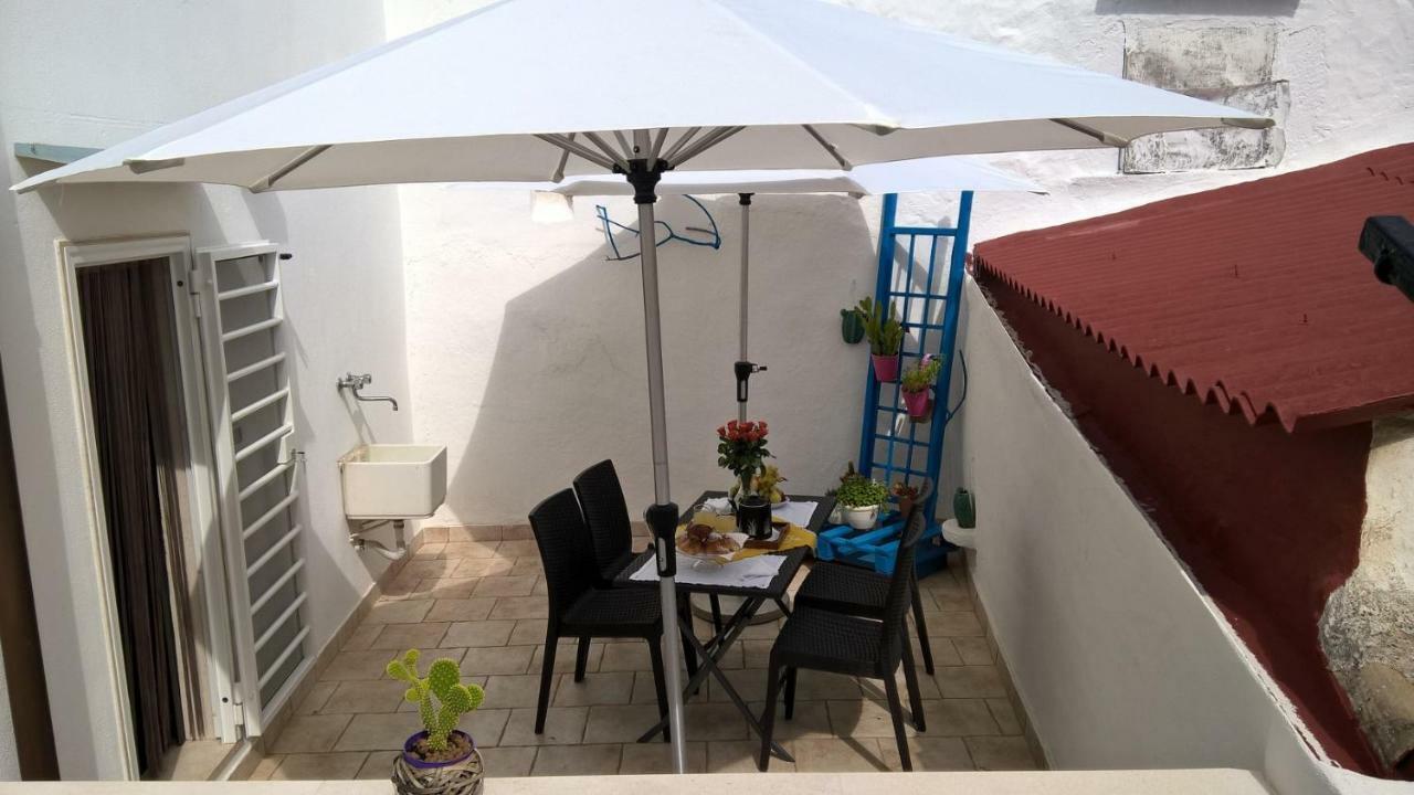 Antiche Mura Apartments "Nel Cuore Della Puglia"Bivani, Cucina, Terrazzo Turi Buitenkant foto